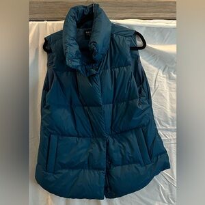 Athleta lake blue Puffer Vest